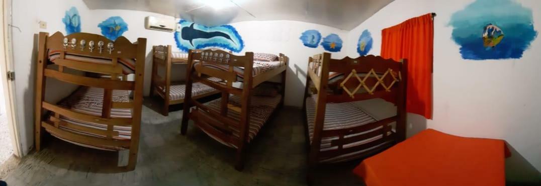 Hostal Aquarium Cartagena Luaran gambar